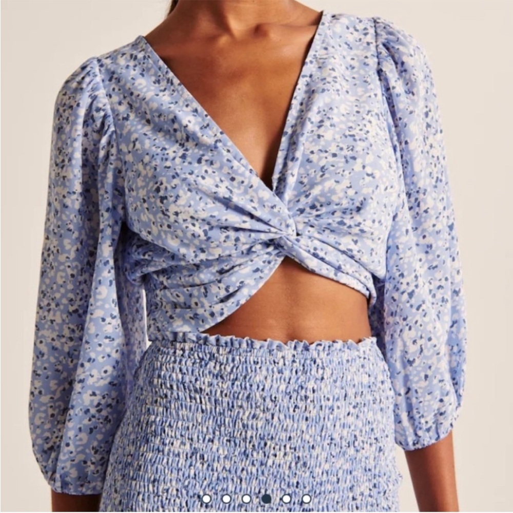 Abercrombie & Fitch Light Blue Floral Blouse